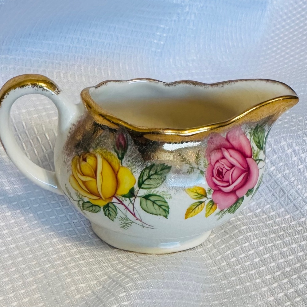 Sandland ware creamer